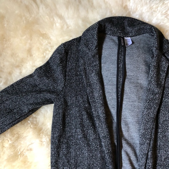 Long Line 3/4 sleeve Blazer - Picture 2 of 4